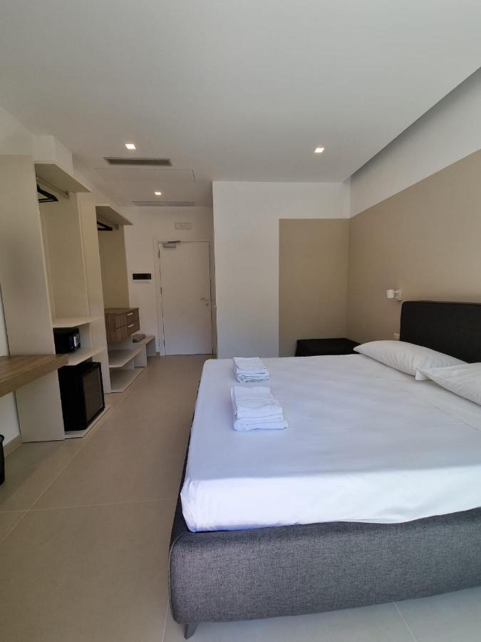 Marea Retreat Rooms Marina di Camerota Exterior foto