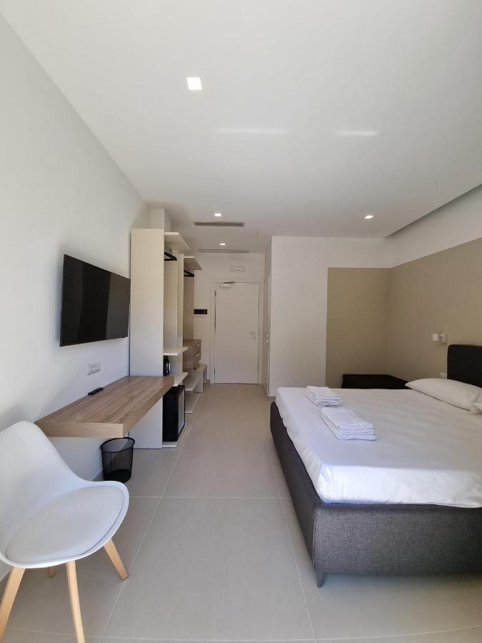 Marea Retreat Rooms Marina di Camerota Exterior foto